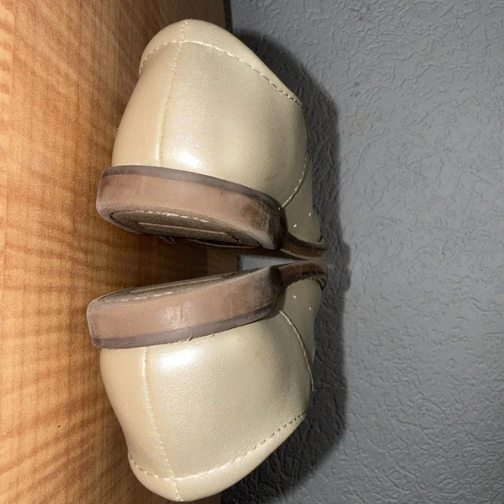 FOOTMATES Sherry Gold Leather T-Strap Mary Jane Shoes Toddler Girls US 6 Wide